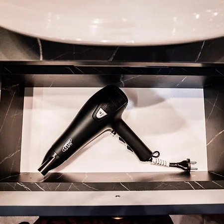 Hanza Tower 14th Floor Cityview, Balcony, Sauna, Pool, Jacuzzi