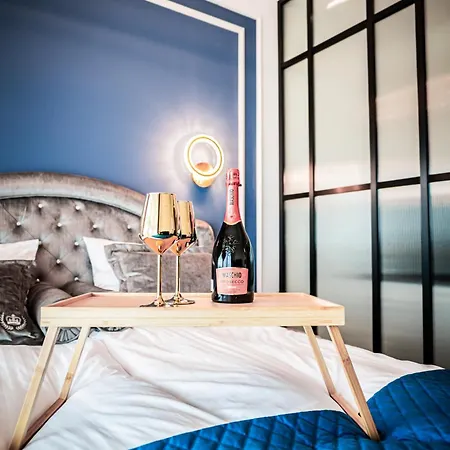 דירה Hanza Tower 14th Floor Cityview, Balcony, Sauna, Pool, Jacuzzi