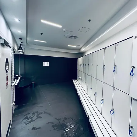 Hanza Tower 14th Floor Cityview, Balcony, Sauna, Pool, Jacuzzi דירה