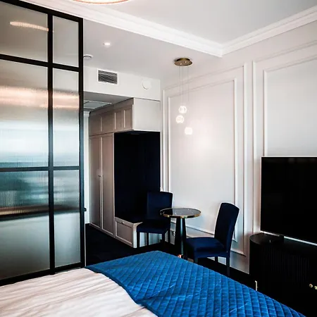 Hanza Tower 14th Floor Cityview, Balcony, Sauna, Pool, Jacuzzi * שצ'צ'ין