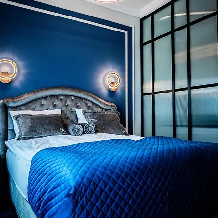 Hanza Tower 14th Floor Cityview, Balcony, Sauna, Pool, Jacuzzi *