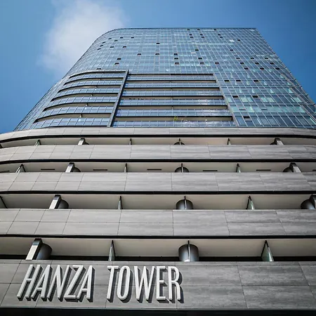 Hanza Tower 14th Floor Cityview, Balcony, Sauna, Pool, Jacuzzi שצ'צ'ין