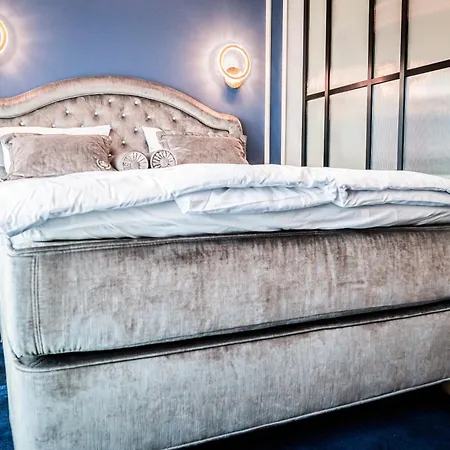 Hanza Tower 14th Floor Cityview, Balcony, Sauna, Pool, Jacuzzi * שצ'צ'ין