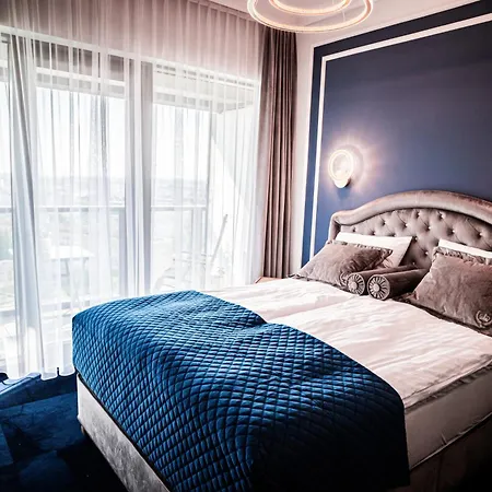 Hanza Tower 14th Floor Cityview, Balcony, Sauna, Pool, Jacuzzi Apartment *