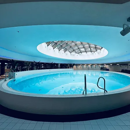 דירה Hanza Tower 14th Floor Cityview, Balcony, Sauna, Pool, Jacuzzi