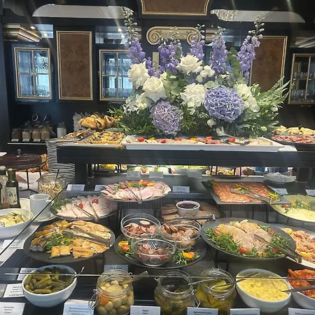 Hanza Tower 14th Floor Cityview, Balcony, Sauna, Pool, Jacuzzi * Stettino