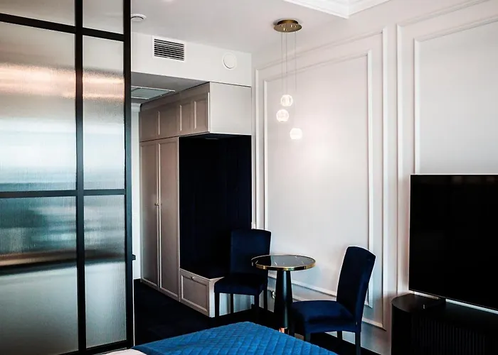 Hanza Tower 14th Floor Cityview, Balcony, Sauna, Pool, Jacuzzi * Щецин