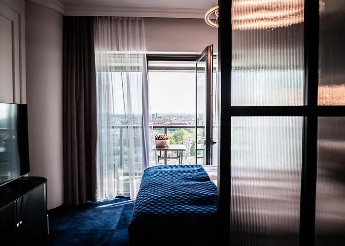 Hanza Tower 14th Floor Cityview, Balcony, Sauna, Pool, Jacuzzi Щецин