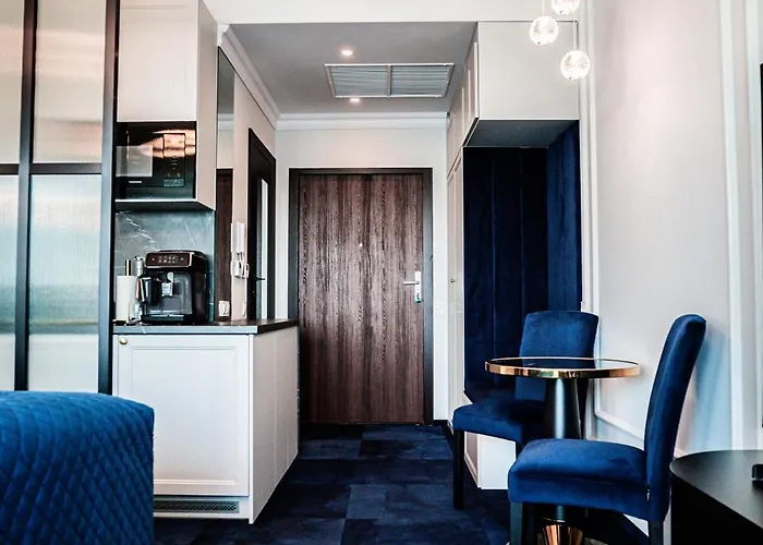 Apartman Hanza Tower 14th Floor Cityview, Balcony, Sauna, Pool, Jacuzzi *