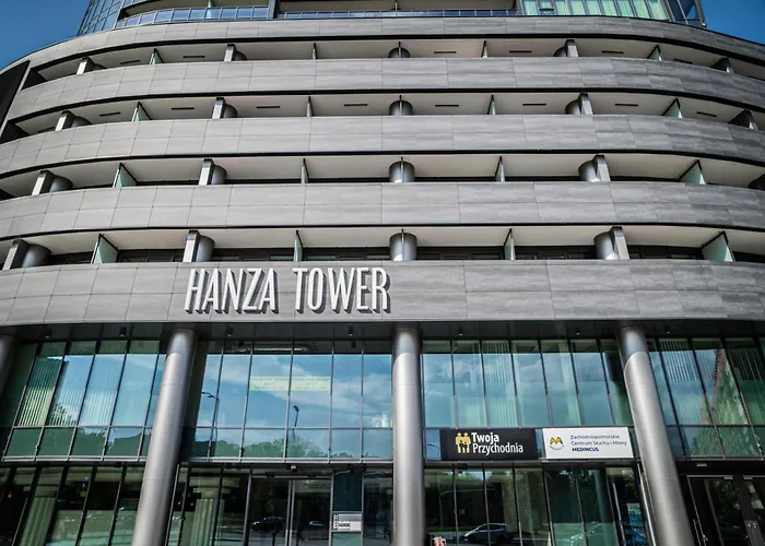 Hanza Tower 14th Floor Cityview, Balcony, Sauna, Pool, Jacuzzi