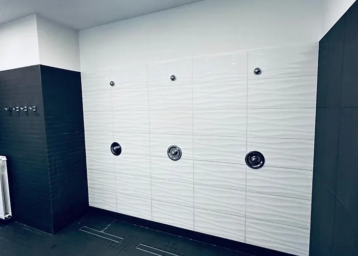 Апартаменти Hanza Tower 14th Floor Cityview, Balcony, Sauna, Pool, Jacuzzi *