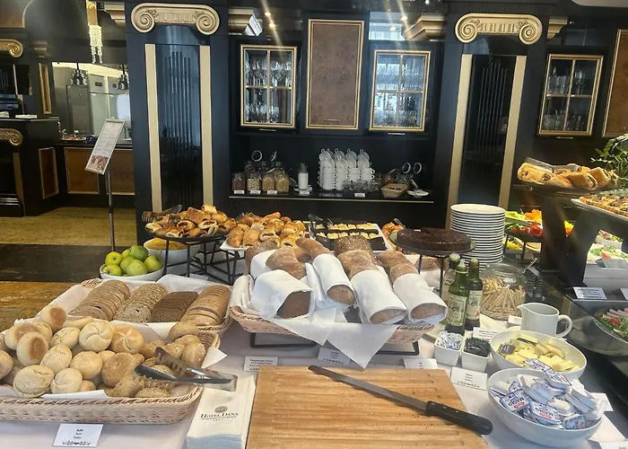 Hanza Tower 14th Floor Cityview, Balcony, Sauna, Pool, Jacuzzi Щецин